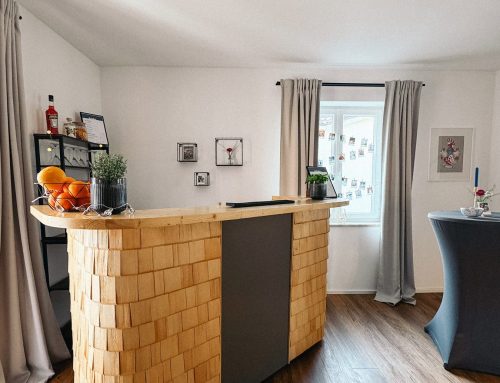 Mobile Minibar im Wohnzimmer